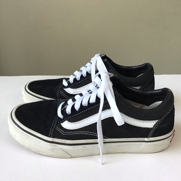 Vans Old Skool Sneakers Womens Size 6.5 / Mens Size 5 Black & White Classic - Picture 1 of 11